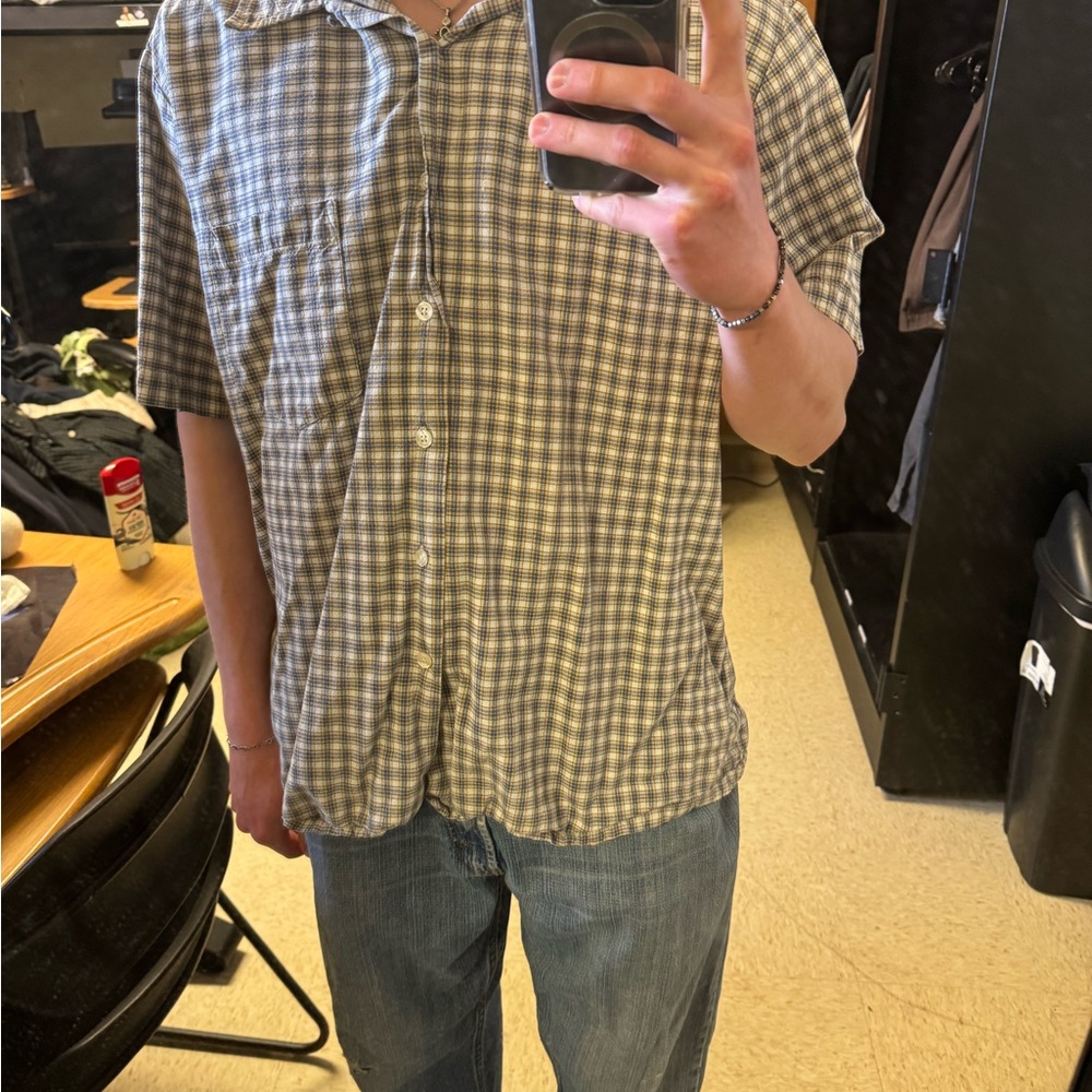 MAUI button up shirt
